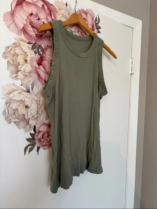 Denver Hayes Olive Ribbed Tank Top - Picture 1 of 4